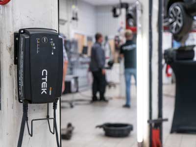 AKKULATURI CTEK PRO25SE EU 12V/25A 6M KAAPELIT