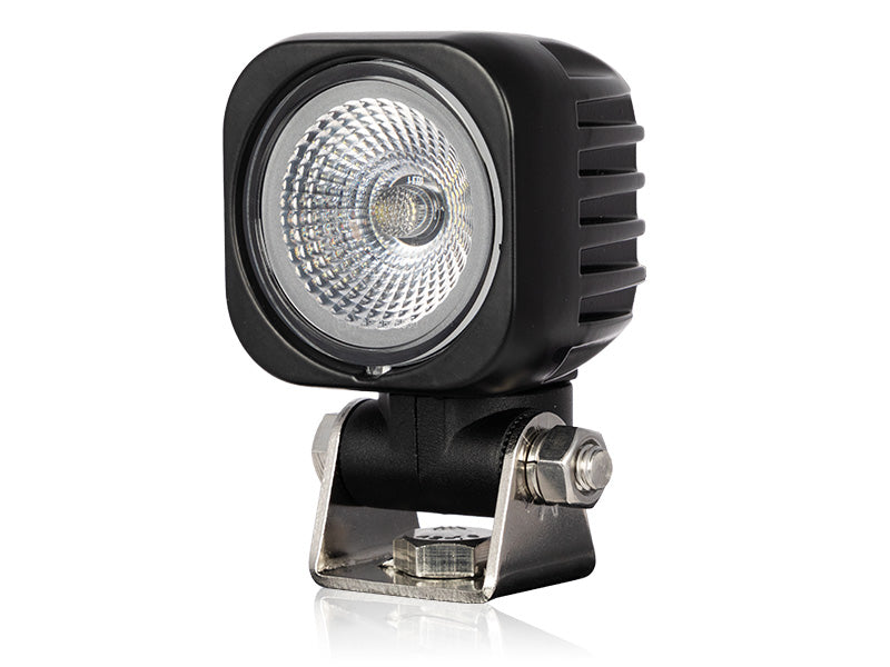 BULLBOY AGRILINE LED-TYÖVALO 9-32V 20W SQUARE