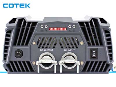 INVERTTERI / LATURI COTEK SINI 12V 2000W