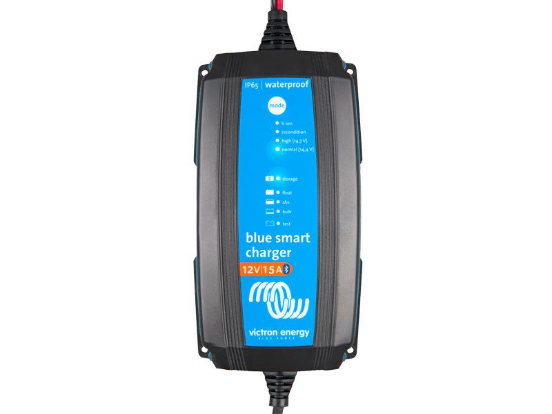 VICTRON BLUE SMART IP65 LATURI 12/15(1) 230V CEE 7/17