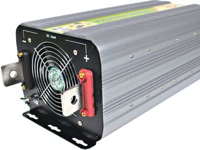 C-PWR INVERTTERI 12V->230V 5000W