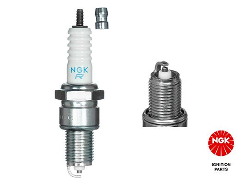 NGK BPR7ES (ME 10)