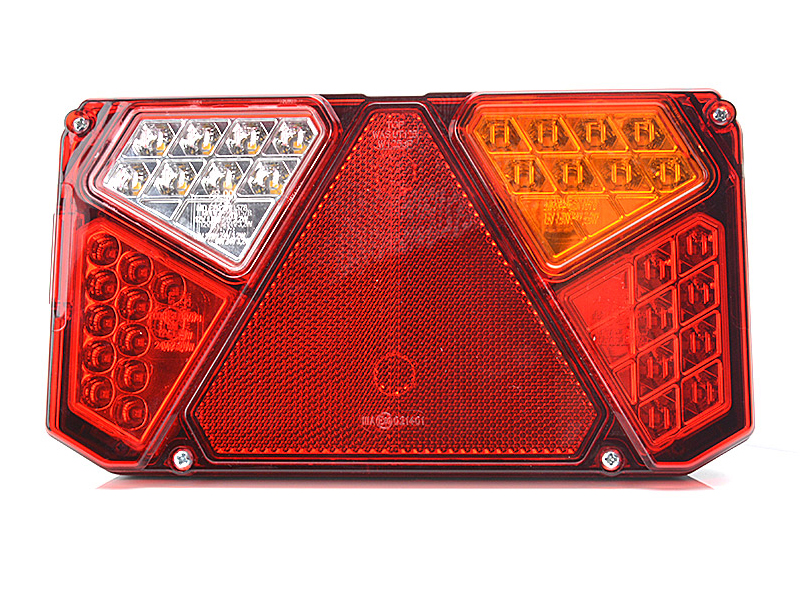 LED-TAKAVALO PERÄVAUNUUN OIKEA 12-24V IP68