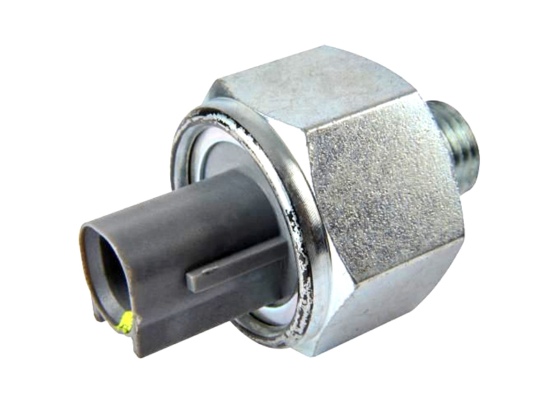 NAKUTUSTUNNISTIN TOYOTA