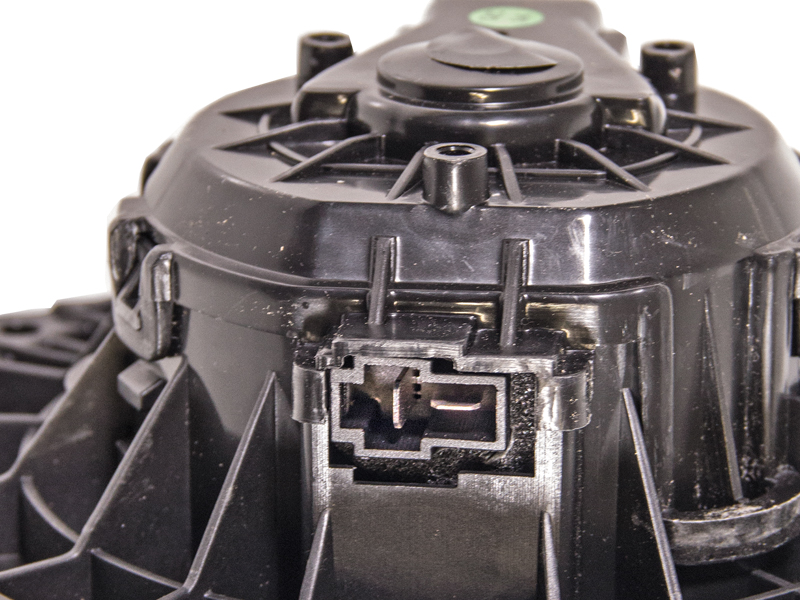 MAHLE LÄM. MOOTTORI HYUNDAI IX35/KIA SPORTAGE - Image 3