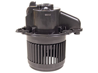 LÄMMITYSLAITTEEN MOOTTORI DACIA