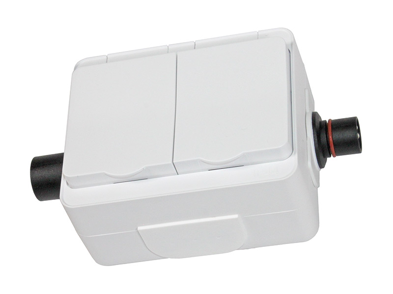 DEFA TUPLAPISTORASIA 230V - PINTA-ASENNUS PLUGIN-LIITOS VALK.